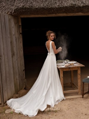 Vincenta+Ineli body386